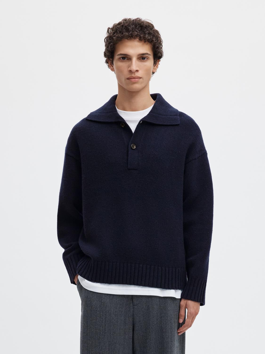 model_shot-front